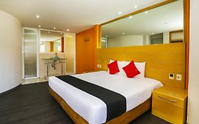 Capital O Hotel Casa Blanca, Morelia